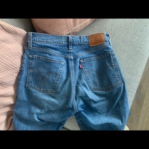 Levi’s 501 mid wash jeans size 27